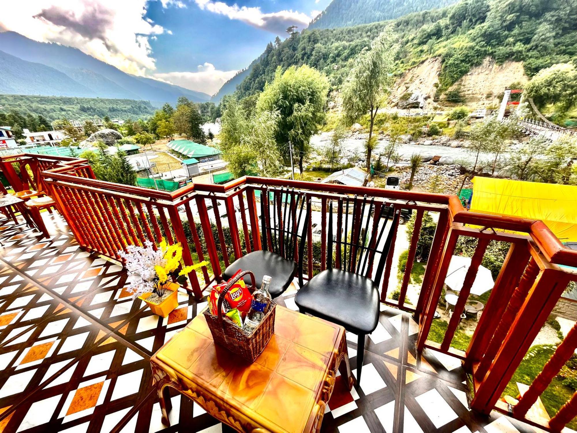 Himalayan Riverside Resort, Manali Exterior foto
