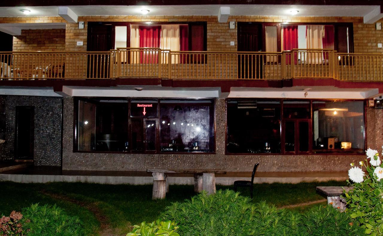 Himalayan Riverside Resort, Manali Exterior foto